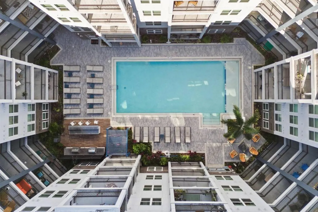 Relax And Unwind Near Downtown Tampa Διαμέρισμα 0*,